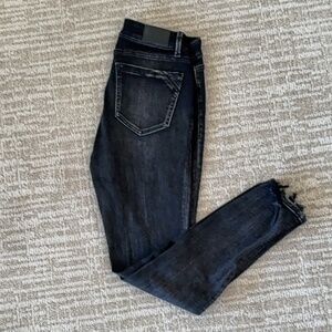 Buckle Black Fit No. 53 Ankle Skinny Jeans